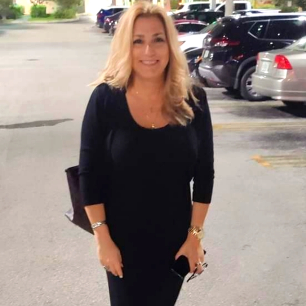 Meet your Posher, Alicia